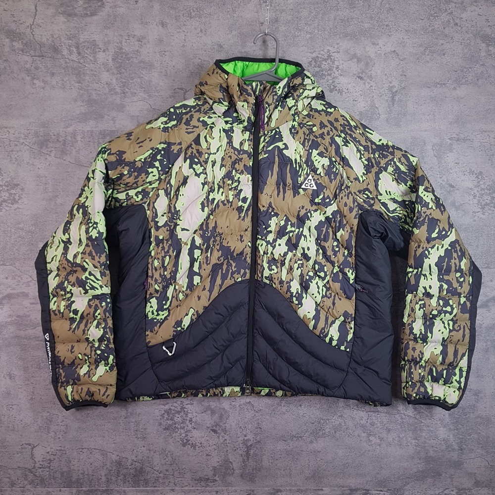 NIKE ACG Lava Flow Therma-FIT ADV Camo Jacket Womens XL TALL Green Puffer